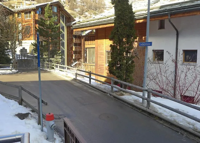 Sungold-1 By Interhome